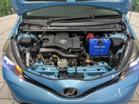 Toyota Yaris (Vitz)