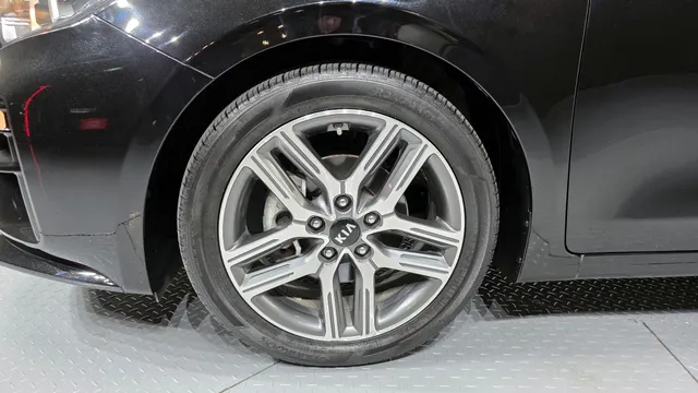 Kia Cerato (K3)