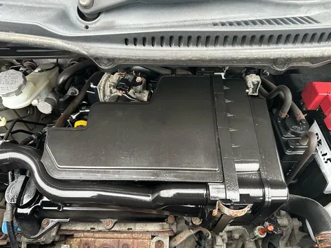 Suzuki Wagon R Stingray