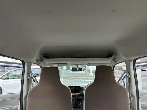 Mitsubishi Minicab Van
