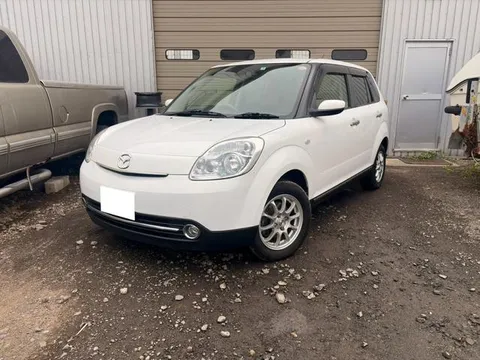 Mazda Verisa