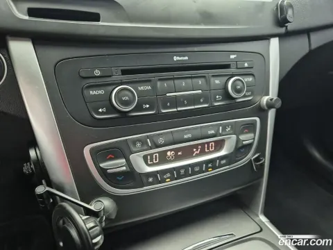 Renault SM5