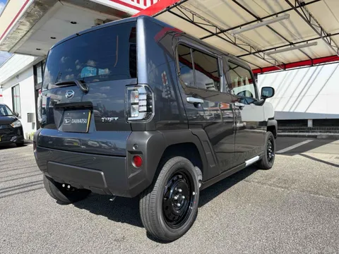 Daihatsu Taft