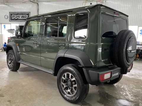 Suzuki Jimny Nomade