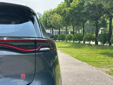 BYD Tang