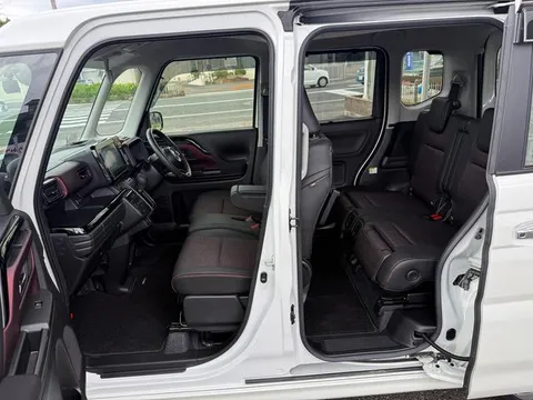 Suzuki Spacia Custom