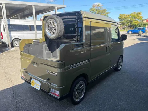 Daihatsu Atrai