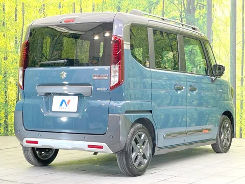 Suzuki Spacia Gear