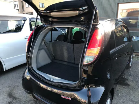 Mitsubishi I