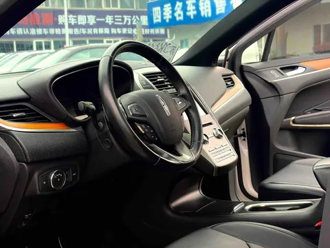 Lincoln MKC