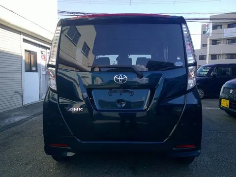 Toyota Tank