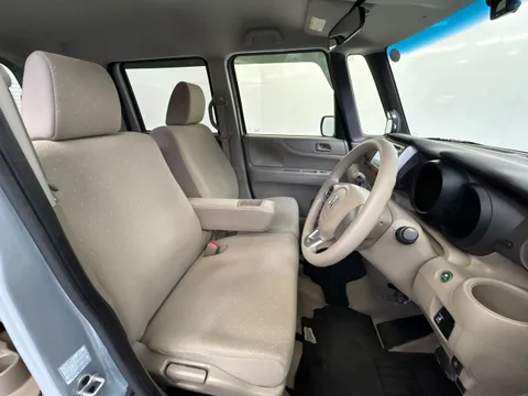 Honda N-BOX Plus