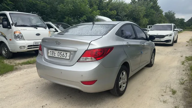 Hyundai Accent