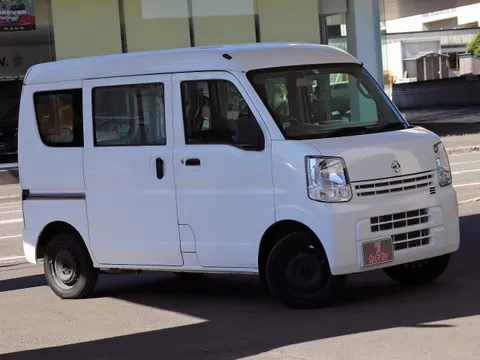 Nissan Clipper