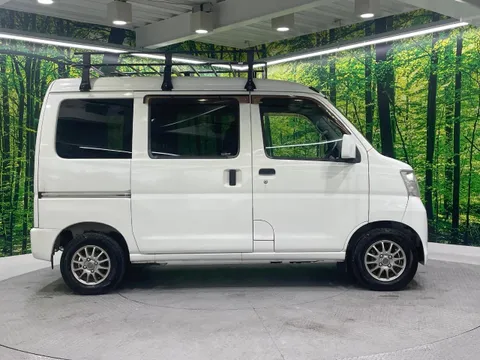 Toyota Pixis Van