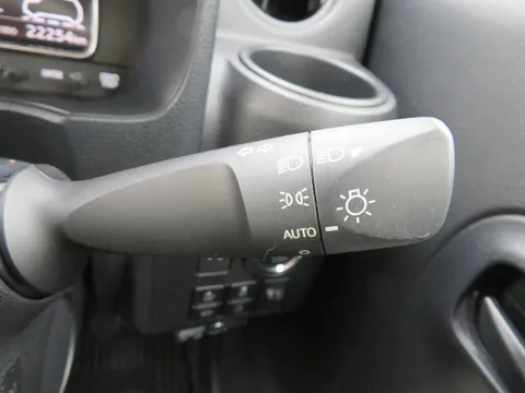 Daihatsu Mira Tocot