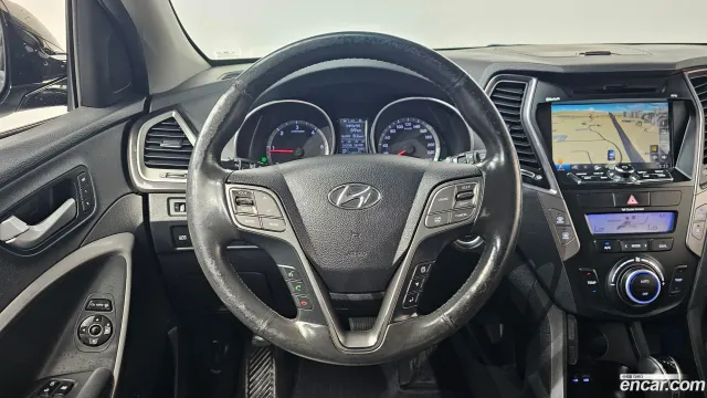Hyundai Grand Santa Fe (Maxcruz)