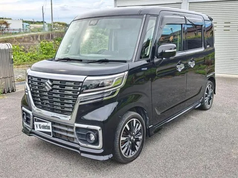 Suzuki Spacia Custom