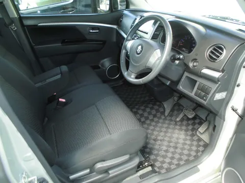 Suzuki Wagon R Stingray