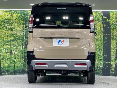 Mitsubishi Delica Mini
