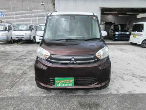 Mitsubishi eK Space