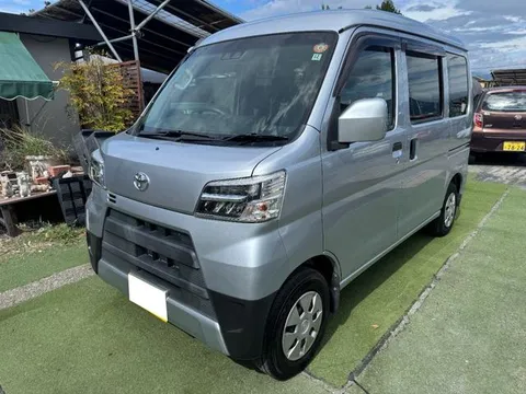 Toyota Pixis Van