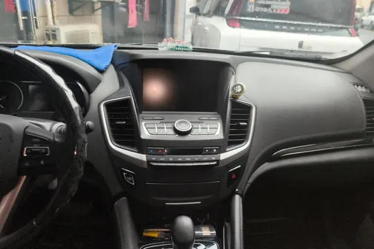 Dongfeng AX7