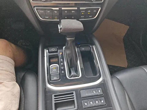 Gac GS8