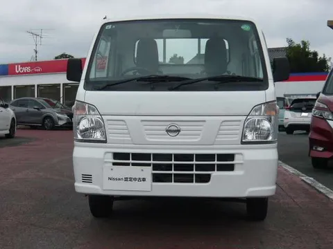 Nissan Clipper Truck
