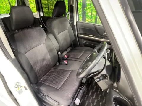 Suzuki Spacia Custom Z
