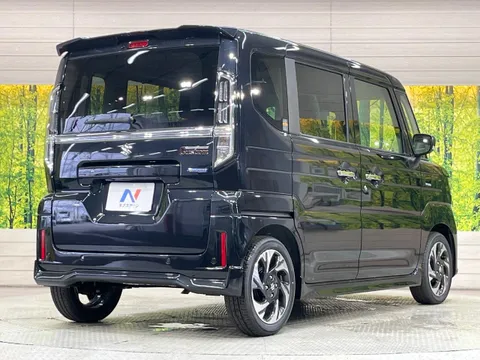 Suzuki Spacia Custom