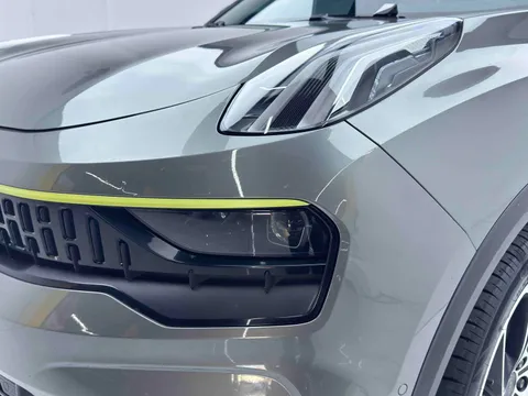 Lynk & Co 05