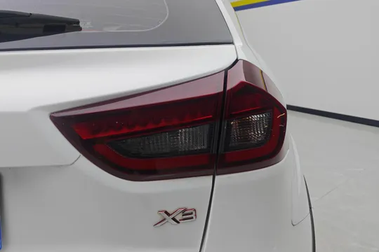 Geely Vision X3