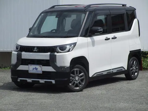 Mitsubishi Delica Mini