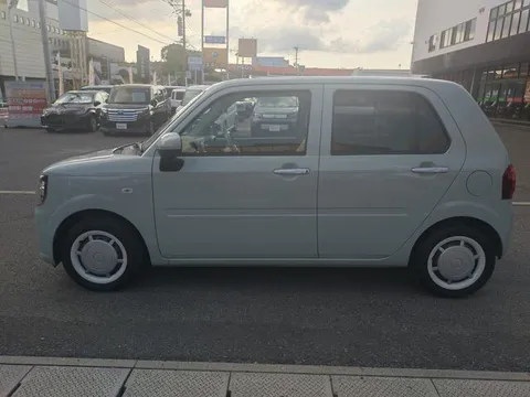 Daihatsu Mira Tocot