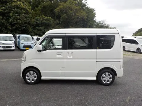 Nissan Clipper Rio