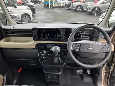 Mitsubishi Delica Mini