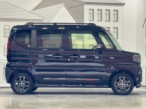 Suzuki Spacia Gear