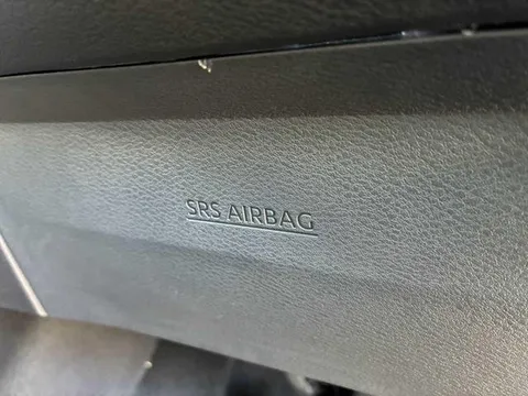 Nissan Note Aura