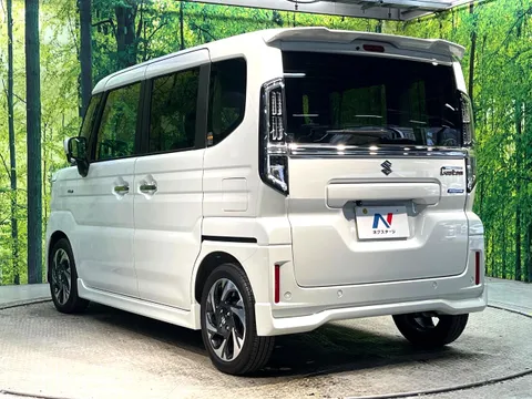 Suzuki Spacia Custom