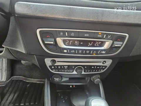 Renault SM3
