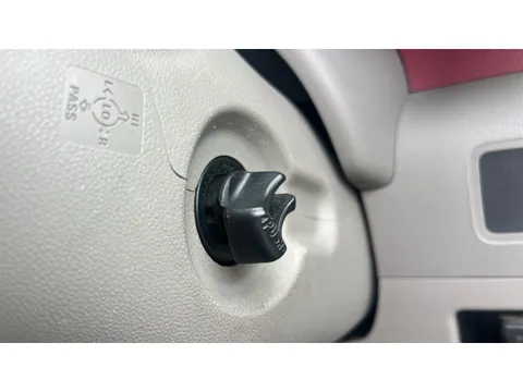 Toyota Pixis Space