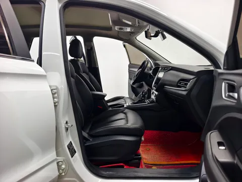 Roewe RX3