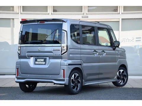 Suzuki Spacia Custom