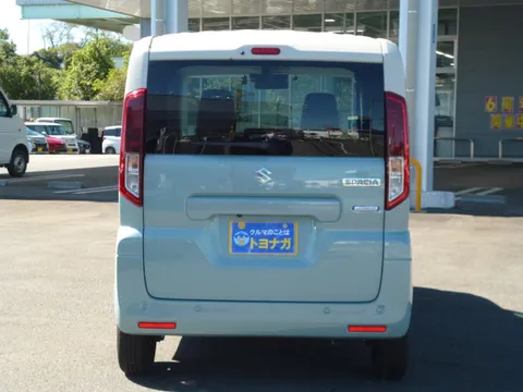 Suzuki Spacia