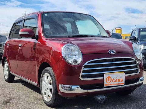 Daihatsu Mira Gino