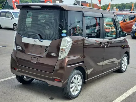 Nissan Dayz Roox