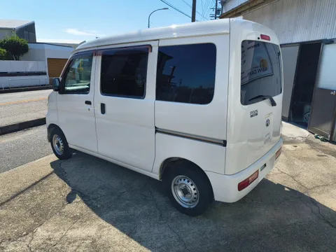 Toyota Pixis Van