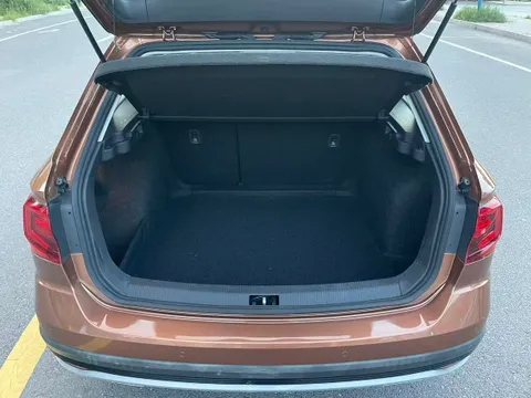 Volkswagen C-Trek