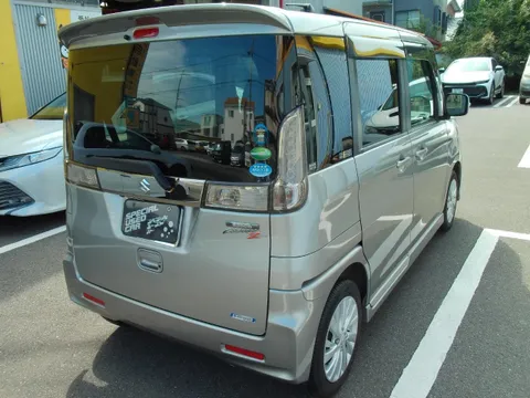 Suzuki Spacia Custom Z